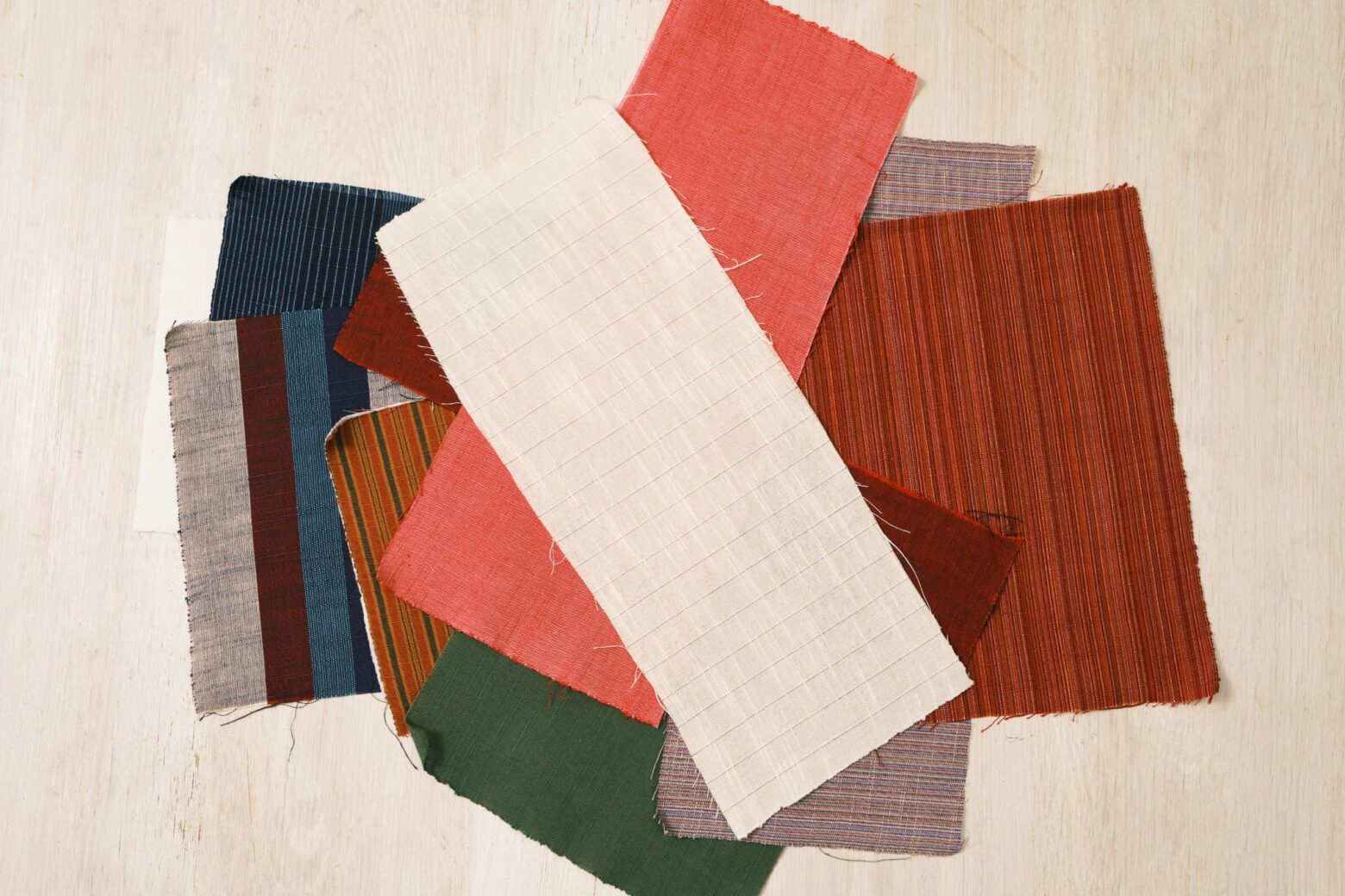 会津木綿で作る手縫いのハンカチとコースター（準備編） | MIGRATEUR